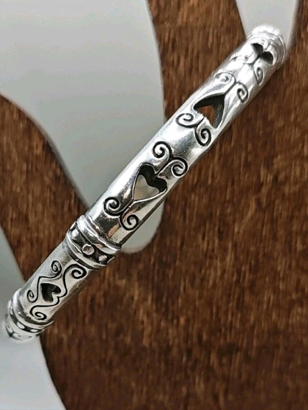 Vintage Brighton Y2K Bangle Shot Thru The Heart Bracelet Silver Plated Sz 7.75"